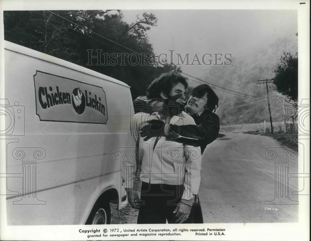 1972 Press Photo Ernie Orsatti and Charles Bronson in The Mechanic - cvp07689 - Historic Images