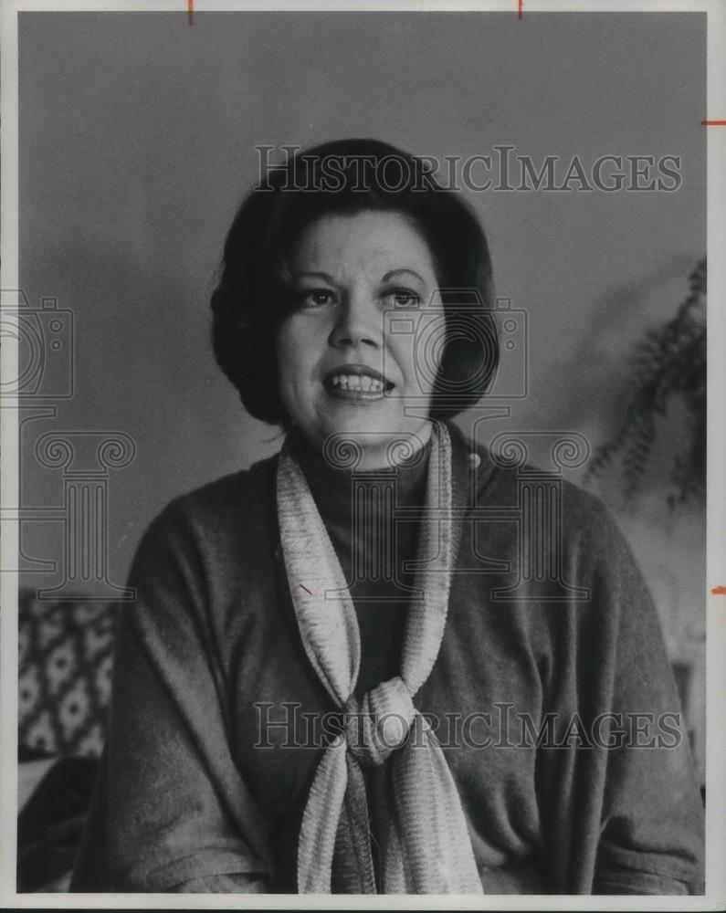 1977 Press Photo Dixie Davis Fashion Director Halle&#39;s - cvp06477 - Historic Images