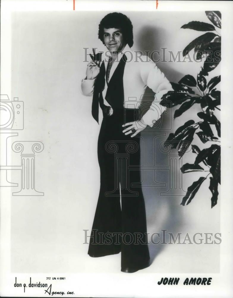 1979 Press Photo John Amore Singer Daisy's Restaurant and Lounge Beachwood - Historic Images