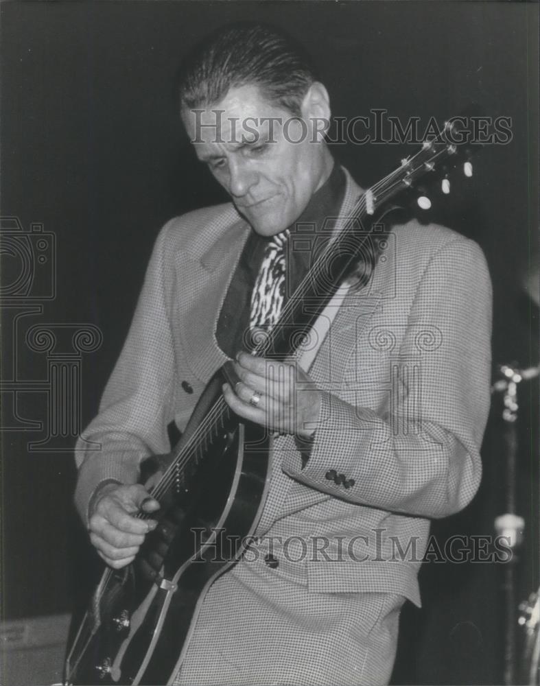 1998 Press Photo Mr Downchild - cvp03386 - Historic Images