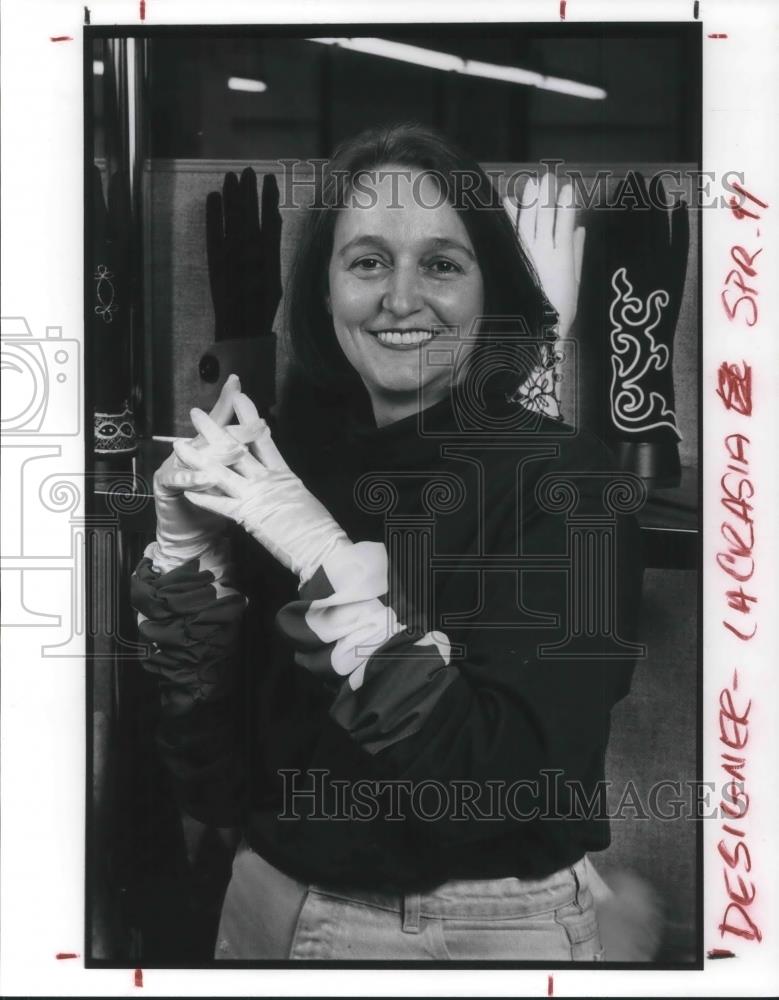 1990 Press Photo LaCrasia Duchein Designer - cvp06894 - Historic Images