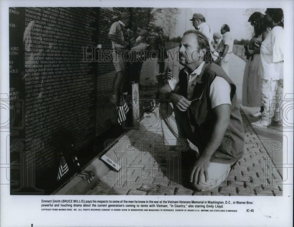 1990 Press Photo Movie In Country - cvp19005 - Historic Images