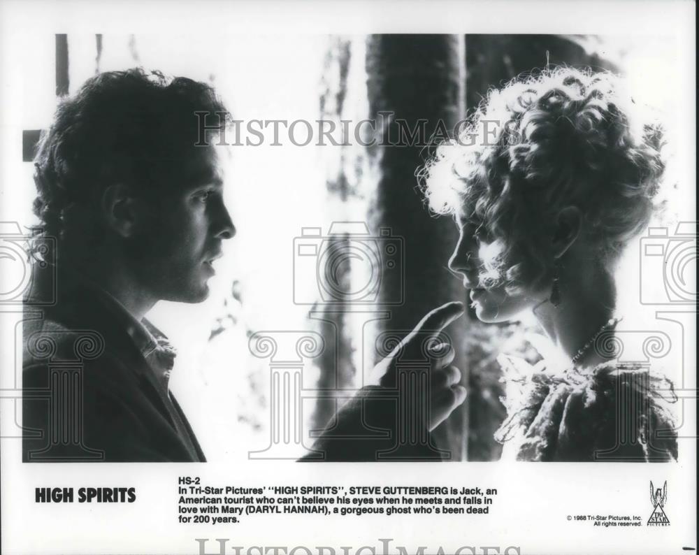 1989 Press Photo Steve Guttenberg &amp; Daryl Hannah in High Spirits - cvp10322 - Historic Images