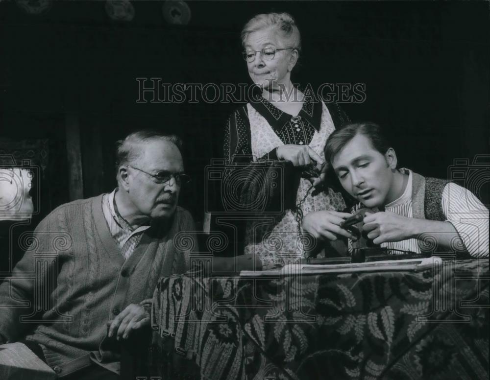 1968 Press Photo George Pentecost Alexander Clark Helen Hayes in The Show Off - Historic Images