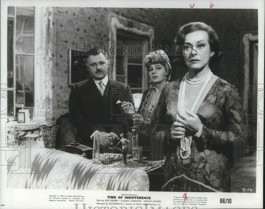 1966 Press Photo Paulette Goddard & Shelley Winter in A Time of Indifference - Historic Images