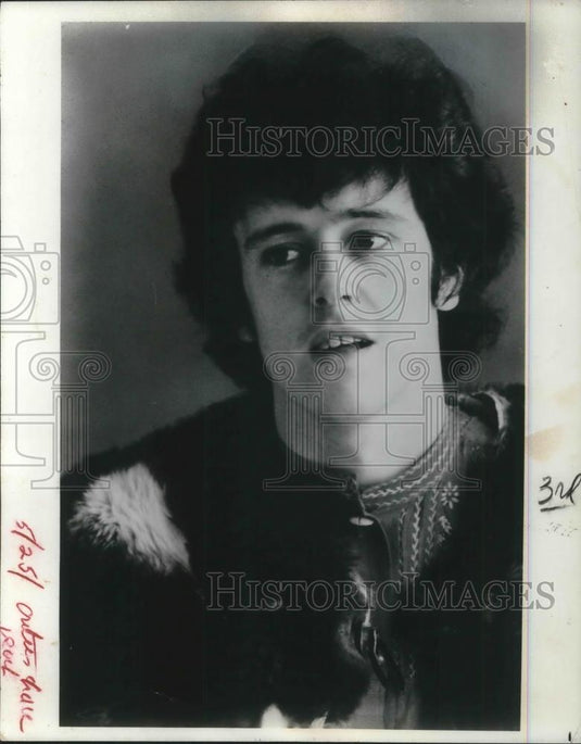 1967 Press Photo Donovan Folk Singer Songwriter Musician Guitarist - cvp03875 - Historic Images