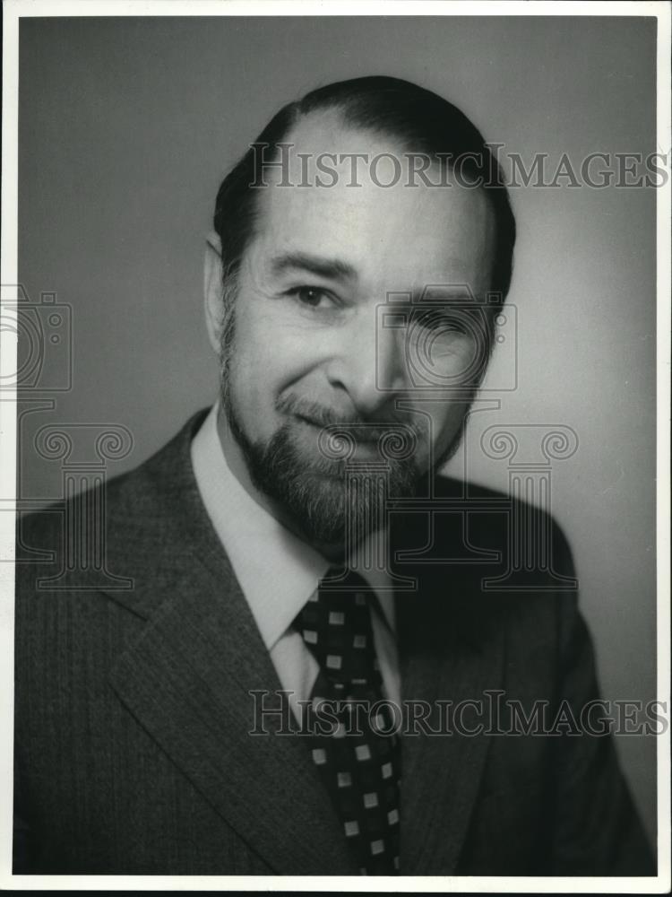 1983 Press Photo Maestro Theodore Bloomfield - cvp00887 - Historic Images