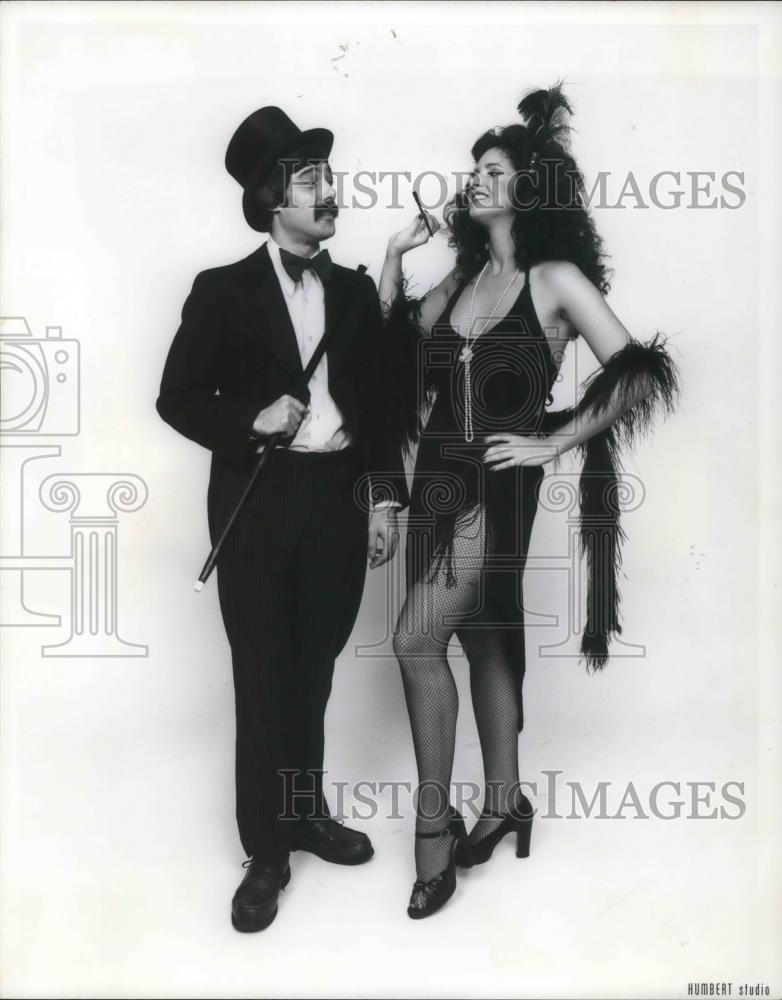 1975 Press Photo Barbara Corlette in Sing Out Sweet Land - cvp01570 - Historic Images