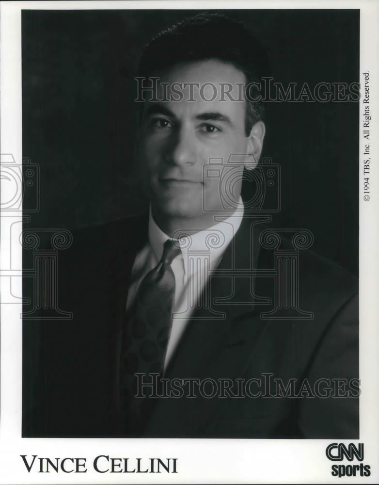 1995 Press Photo Vince Cellini Sportscaster CNN Sports - cvp07226 - Historic Images