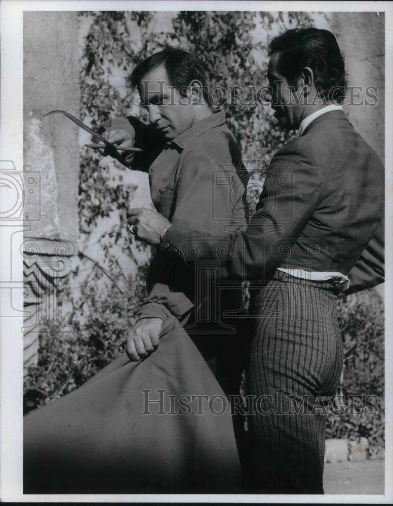 1966 Press Photo Ben Gaara &amp; Jose Ramon Terado - cvp12119 - Historic Images