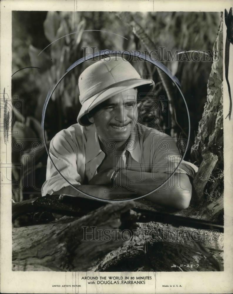 1932 Press Photo Douglas Fairbanks stars in Around the World in 80 Minutes - Historic Images