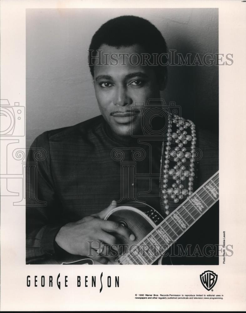 1990 Press Photo George Benson Musician - cvp01063 - Historic Images