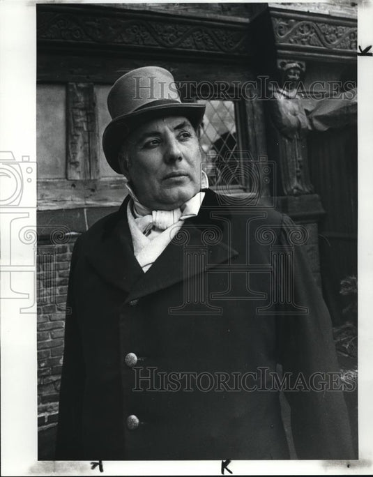 1983 Press Photo Bob Breuler in Nicholas Nickleby - cvp00298 - Historic Images