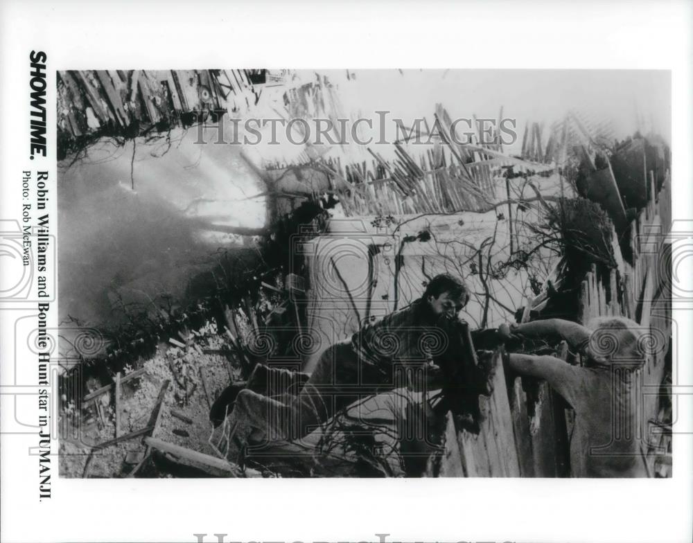 1997 Press Photo Robin Williams and Bonnie Hunt in Jumanji - cvp19338 - Historic Images
