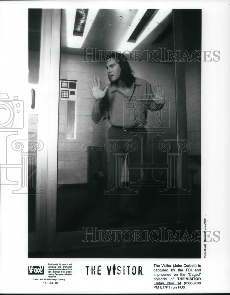 1997 Press Photo John Corbett stars in The Visitor Sci-Fi TV Show - cvp12050 - Historic Images