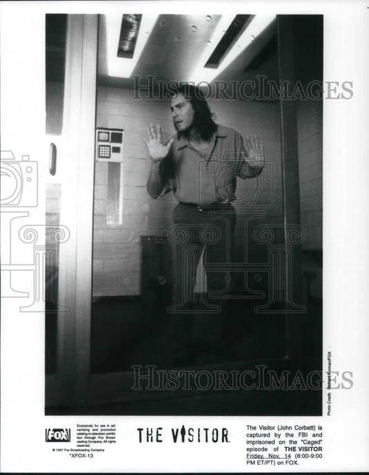 1997 Press Photo John Corbett stars in The Visitor Sci-Fi TV Show - cvp12050 - Historic Images