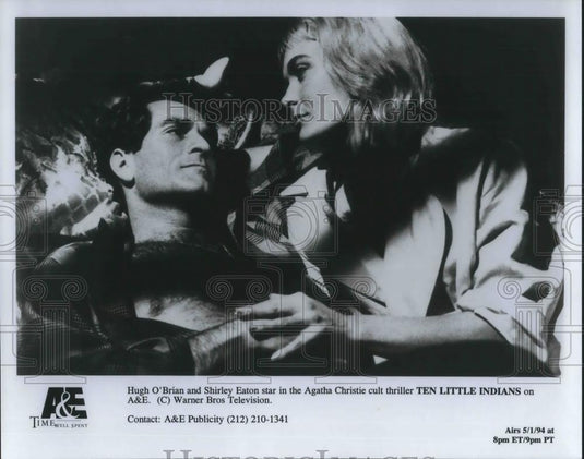 1994 Press Photo Hugh O'Brian & Shirley Eaton in Ten Little Indians - cvp09480 - Historic Images