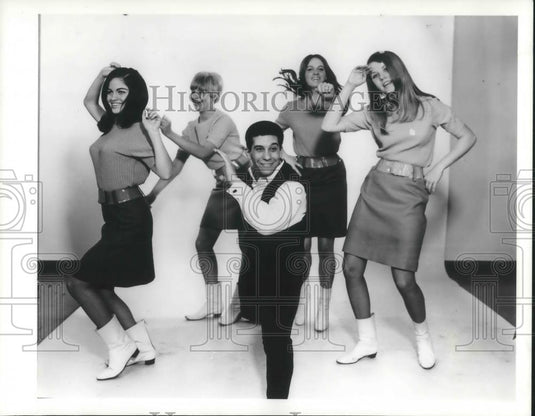 1988 Press Photo Upbeat - cvp10474 - Historic Images