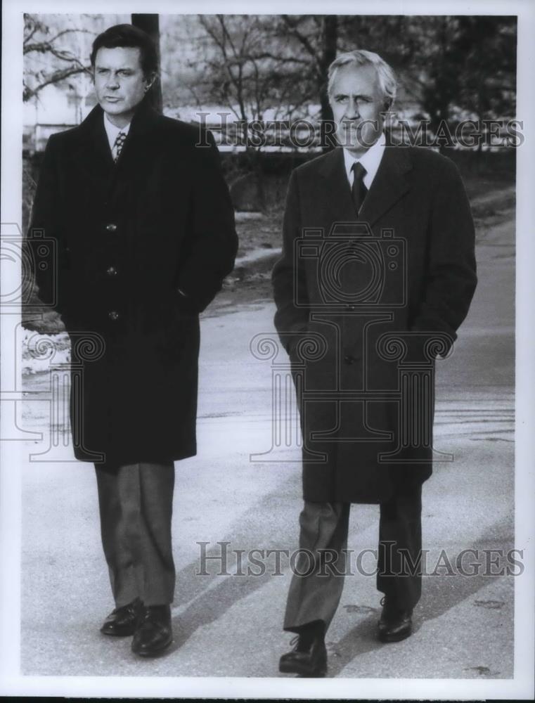 1977 Press Photo Cliff Robertson in Washington: Behind Closed Doors - cvp19819 - Historic Images