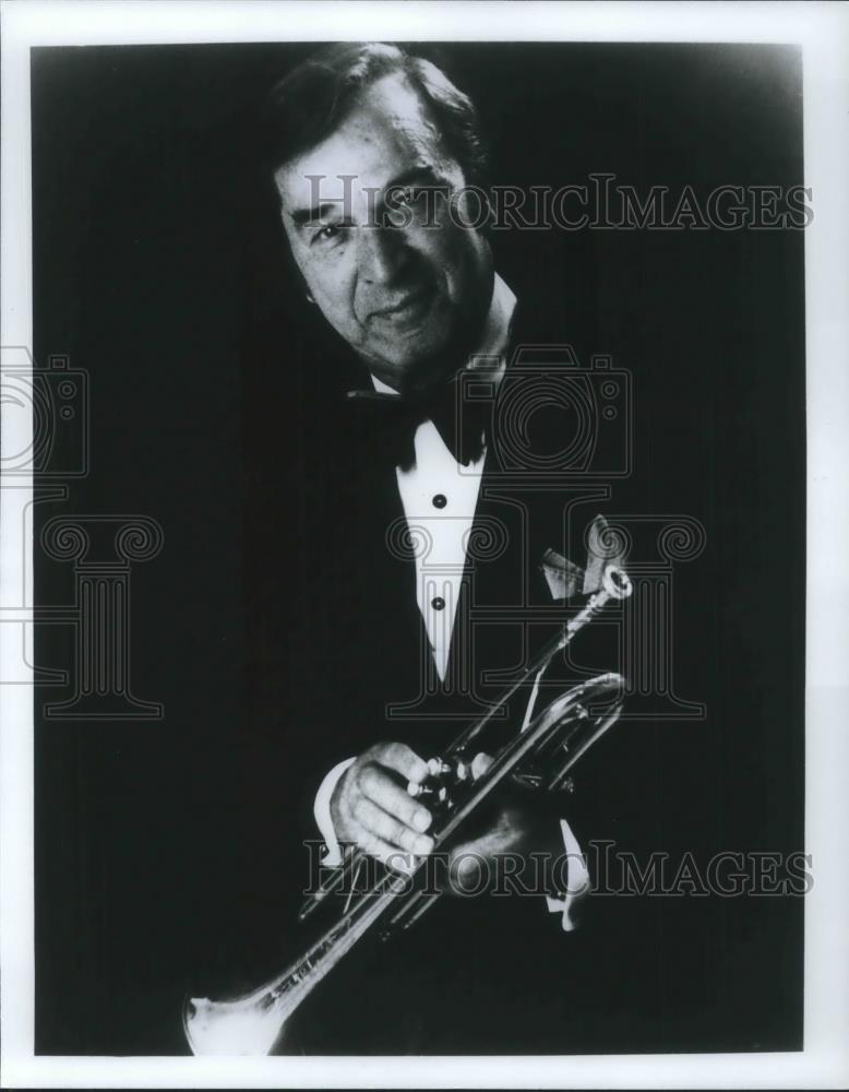 1985 Press Photo Trumpeter Lee Castle WIll Lead Jimmy Dorsey Orchestra - Historic Images
