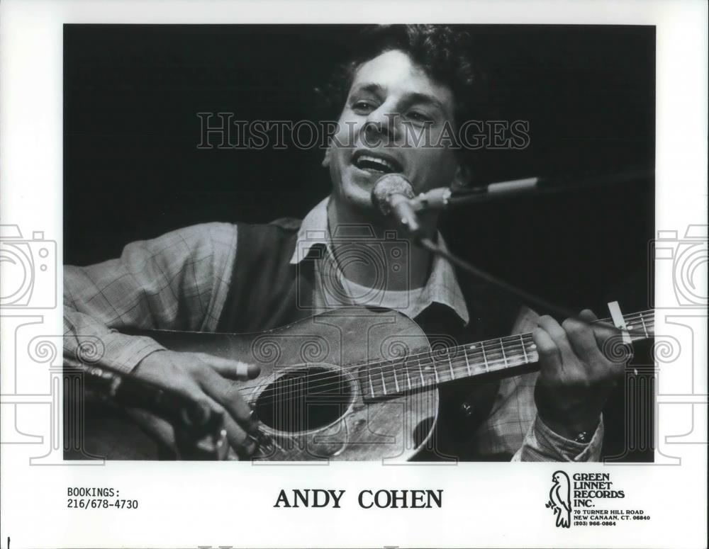 1984 Press Photo Andy Cohen Folk Singer Guitarist - cvp07726 - Historic Images