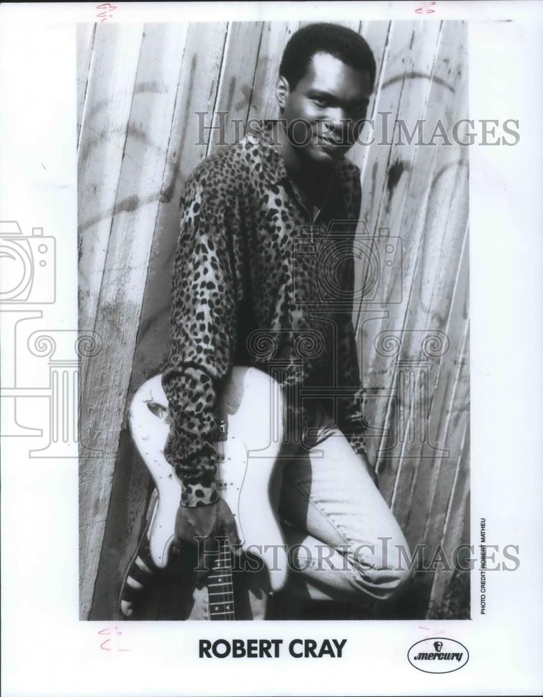 1992 Press Photo Robert Cray Blues Guitarist Singer - 797 - cvp01814 - Historic Images