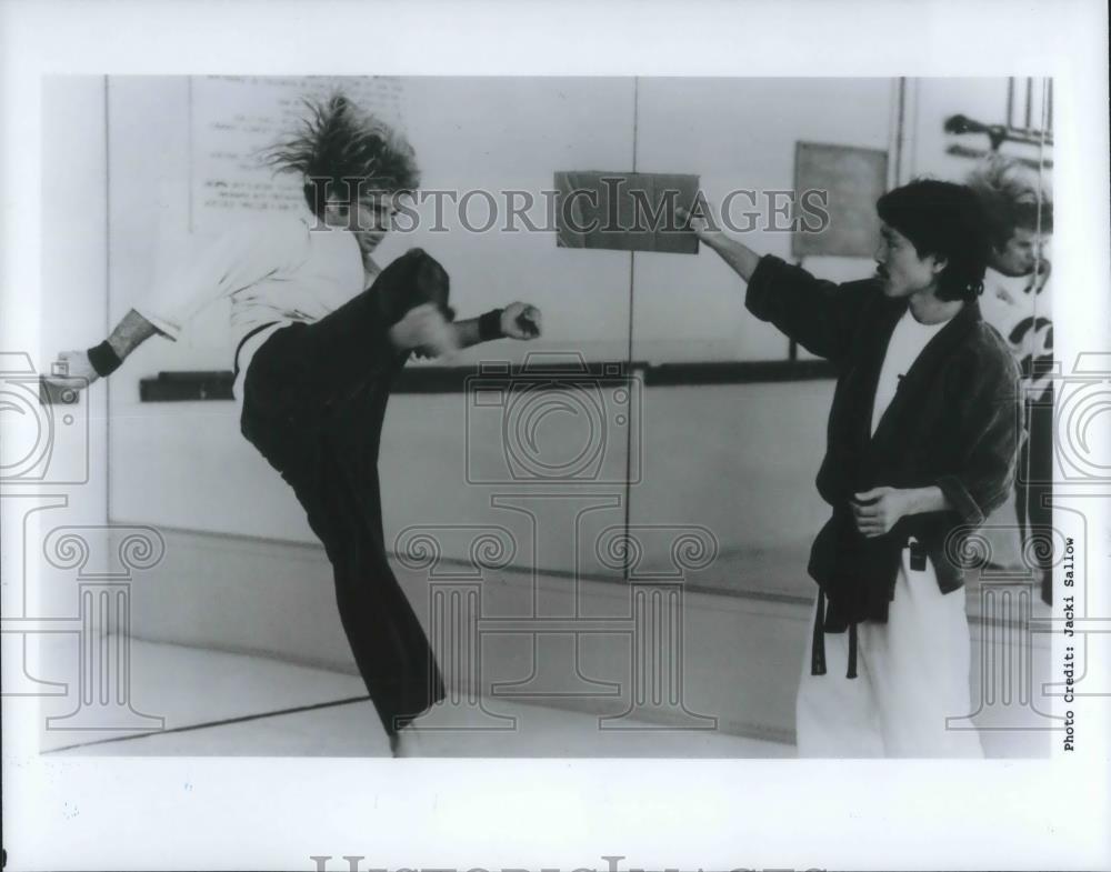 1986 Press Photo David Glen Eisley Lead Singer Giuffria Tae Kwan Doe Lesson - Historic Images