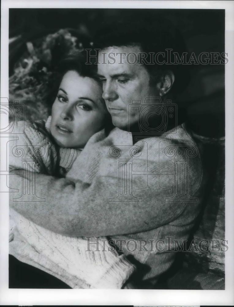 1977 Press Photo Stefanie Powers in Washington: Behind Closed Doors - cvp19829 - Historic Images
