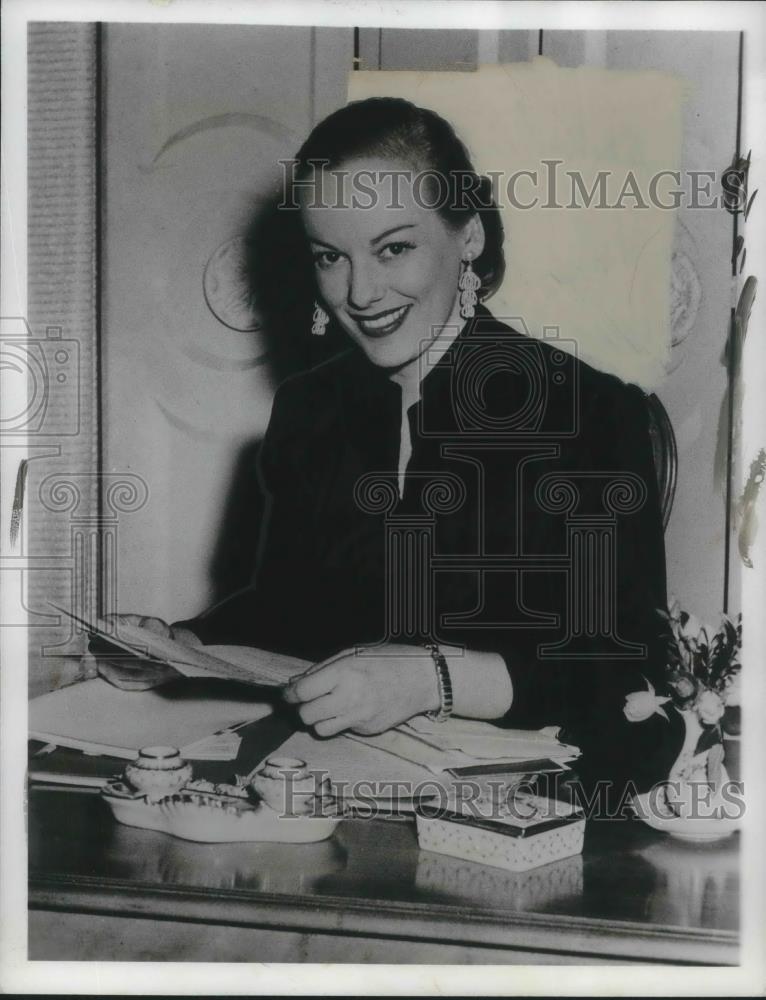 1951 Press Photo Faye Emerson - cvp06254 - Historic Images