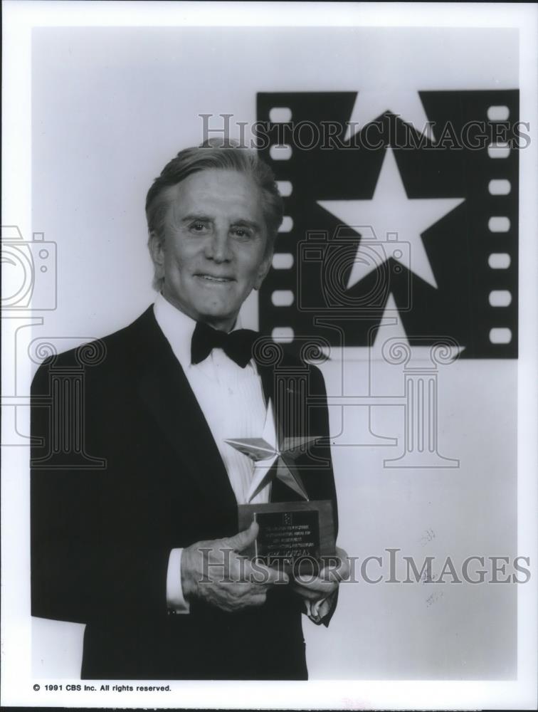 1991 Press Photo Kirk Douglas on AFI Salute to Kirk Douglas - cvp03883 - Historic Images