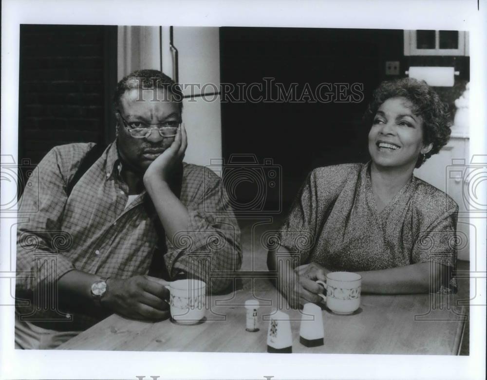 1988 Press Photo Ruby Dee &amp; Paul Winfield in Checkmates - cvp03110 - Historic Images