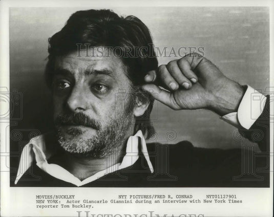 1979 Press Photo Giancarlo Giannini Actor interview with New York Times - Historic Images
