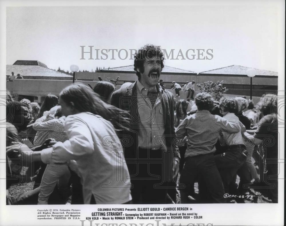 1970 Press Photo Elliott Gould stars in Getting Straight - cvp13137 - Historic Images