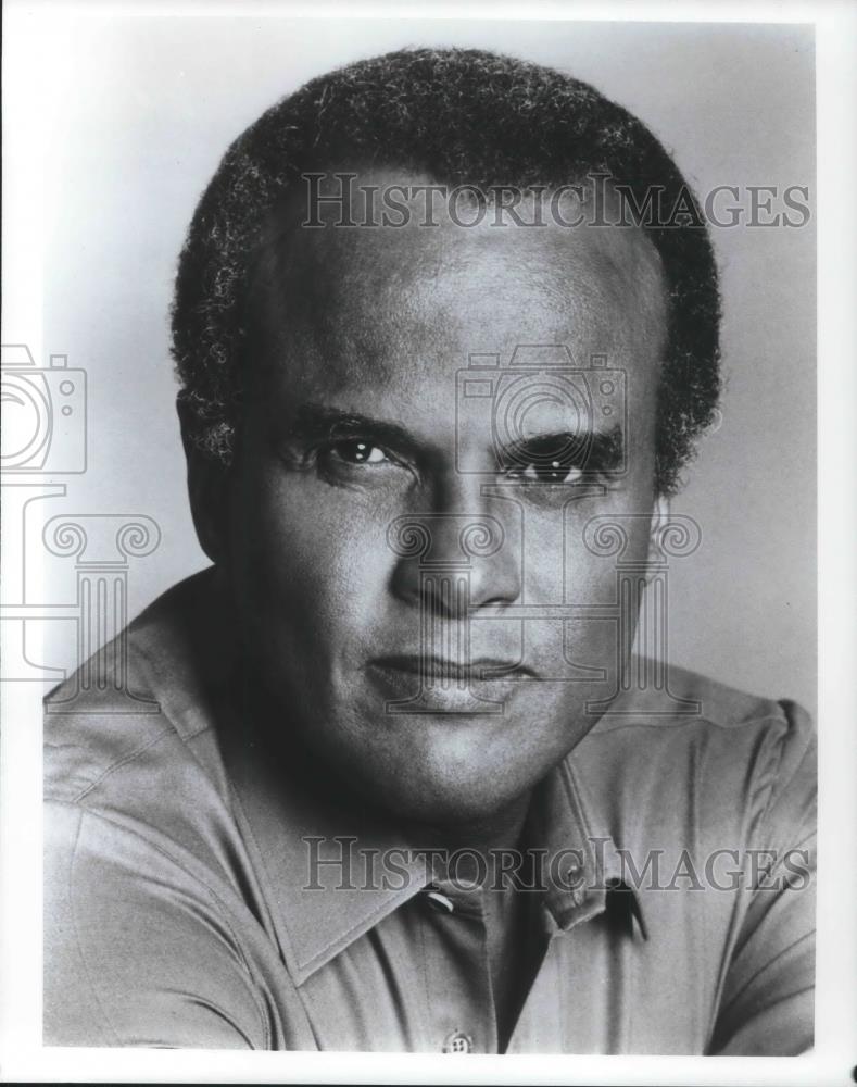 1985 Press Photo Harry Belafonte Calypso Folk Singer Songwriter - cvp05257 - Historic Images