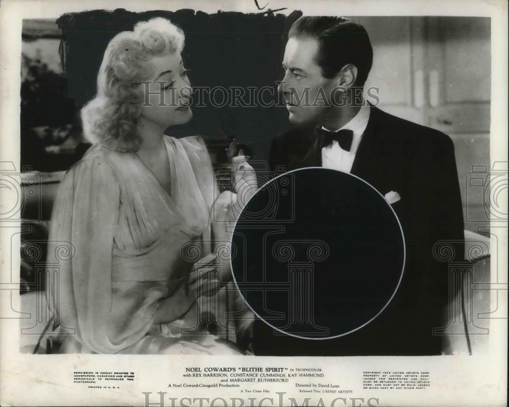 1945 Press Photo Kay Hammond Rex Harrison in Blithe Spirit - cvp16859 - Historic Images