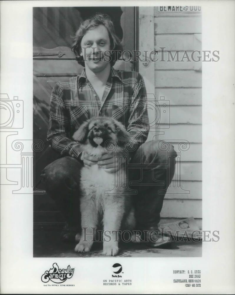1982 Press Photo Deadly Earnest - cvp06345 - Historic Images