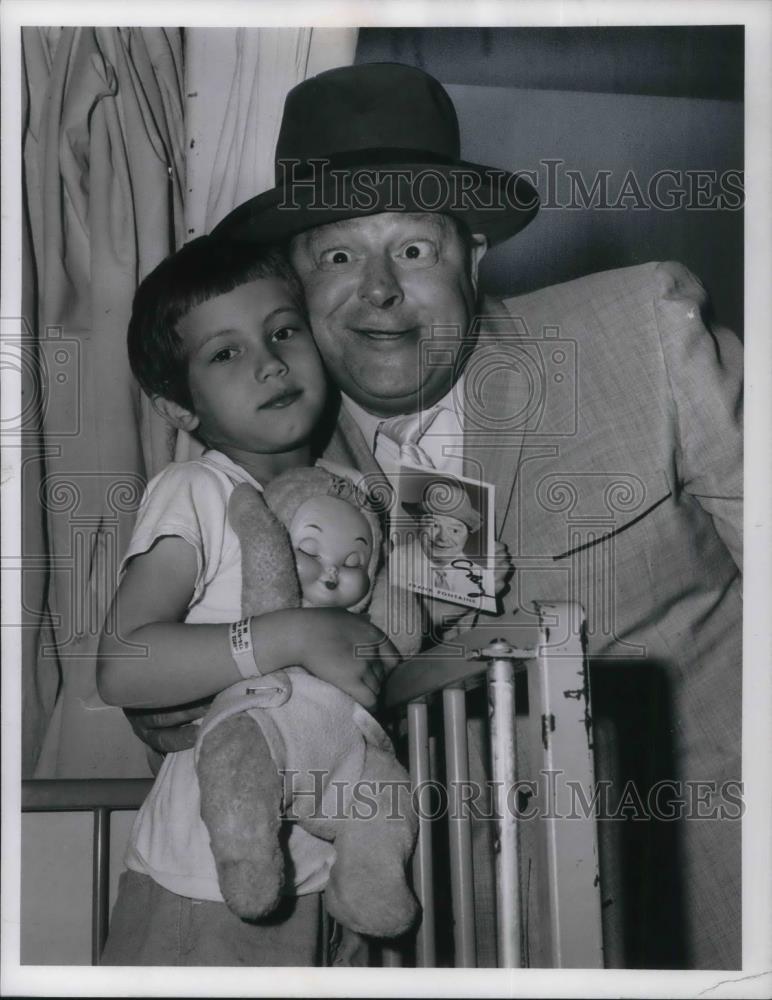 1964 Press Photo Laura Frank Fontaine Laura Jean Kuntz Babies And Children Hosp - Historic Images