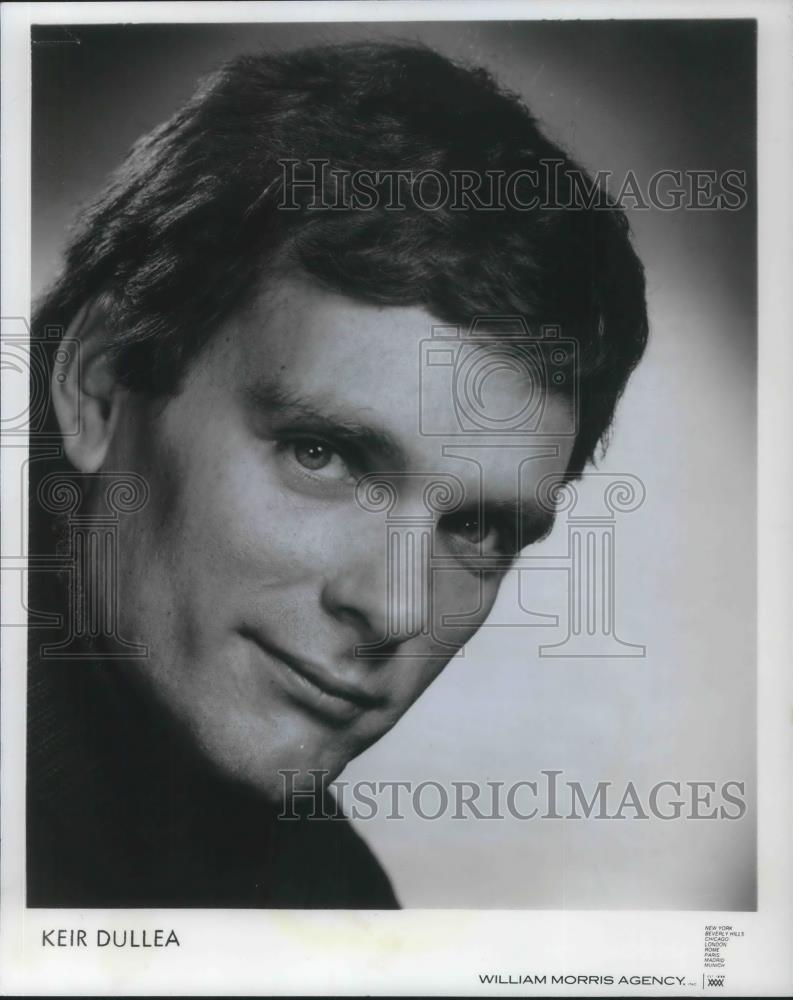1975 Press Photo Keir Dullea in Private Lives - cvp03426 - Historic Images