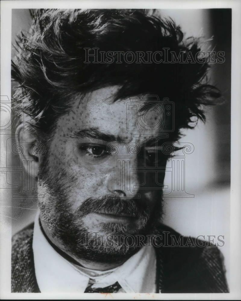 1974 Press Photo Giancarlo Giannini stars in Love and Anarchy - cvp11905 - Historic Images