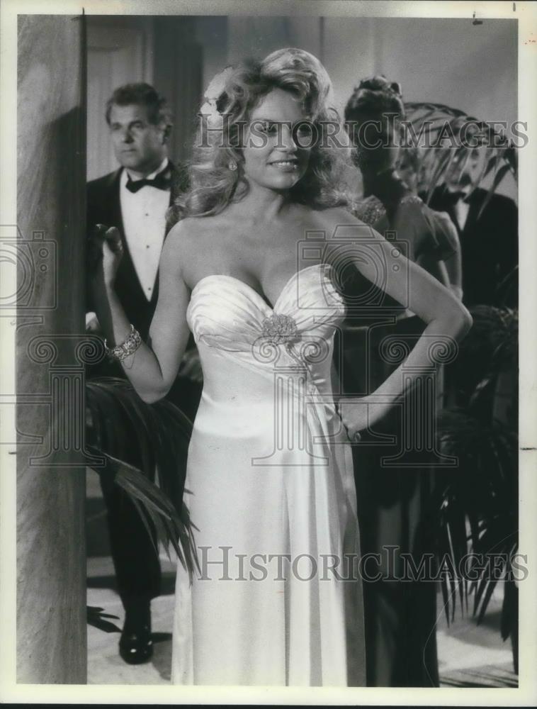 1981 Press Photo Dyan Cannon in Lady of the House - cvp07369 - Historic Images