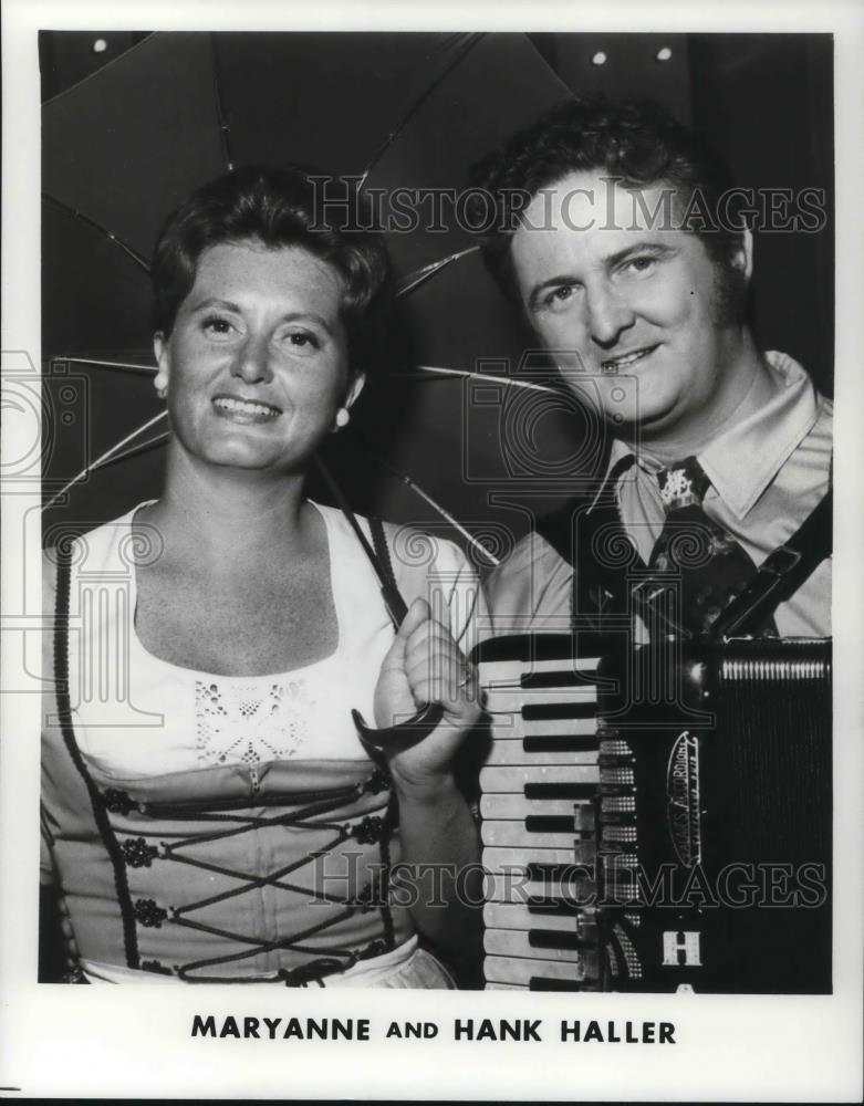 1984 Press Photo Maryanne and Hank Haller Cleveland German Musicians - cvp15991 - Historic Images