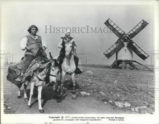 1971 Press Photo Jimmy Coco & Peter O Toole in Men From La Mancha - cvp04918 - Historic Images