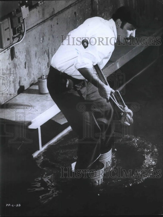 1969 Press Photo Alan Arkin - cvp08273 - Historic Images