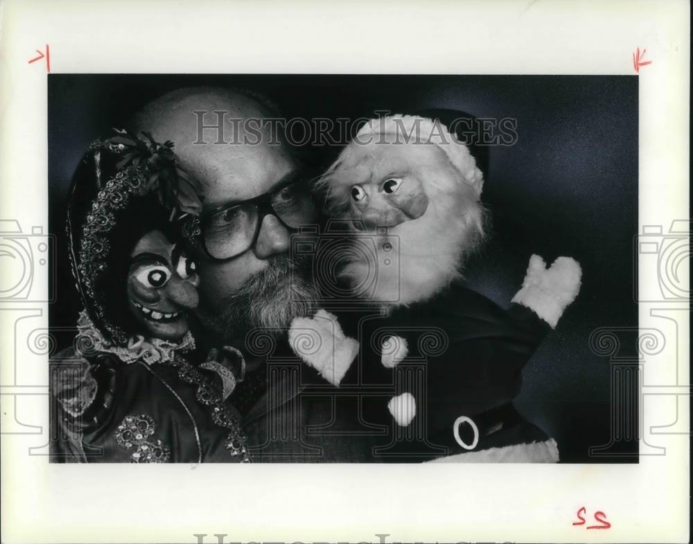 1980 Press Photo Eugene Hare Puppet Show at Cleveland State University - Historic Images