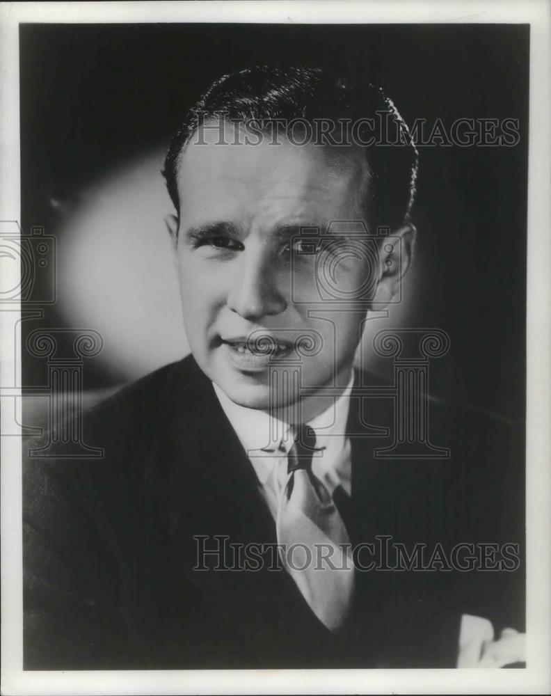 1951 Press Photo Hume Cronyn - cvp02351 - Historic Images