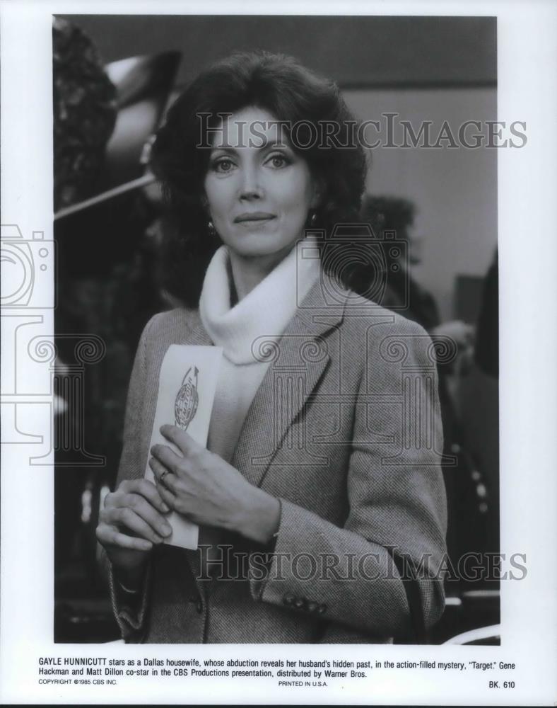1986 Press Photo Gayle Hunnicutt in Target - cvp09907 - Historic Images