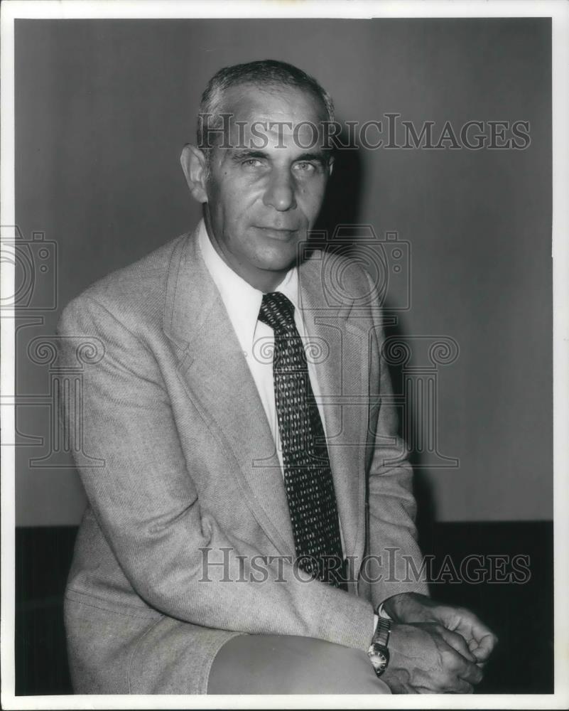 1978 Press Photo Hugh Danaceau News Director WHK AM - cvp04404 - Historic Images
