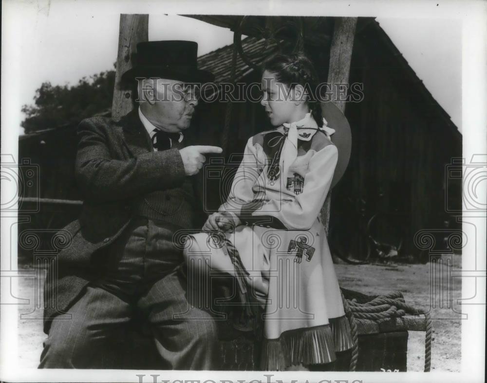 1955 Press Photo Harry Cheshire &amp; Nancy Gilbert in Buffalo Bill Jr - cvp09082 - Historic Images
