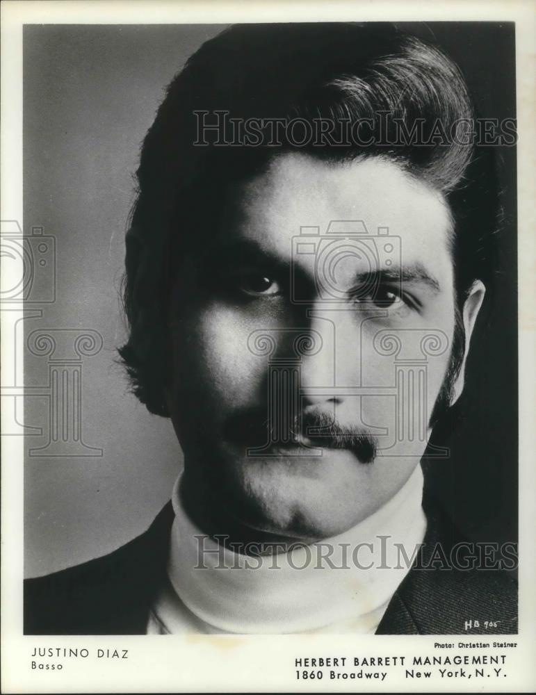 1977 Press Photo Justino Diaz Puetro Rican Opera Singer - cvp04191 - Historic Images