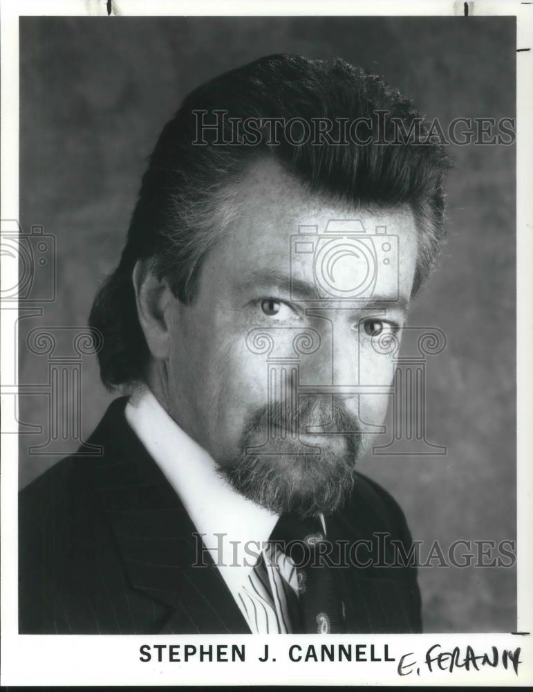 1990 Press Photo Stephen J. Cannell Television Producer Writer Novelist Actor - Historic Images